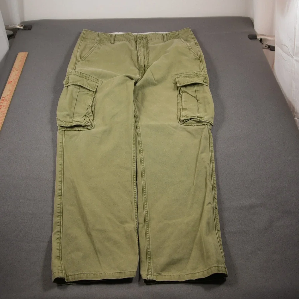 Levi's Straight Leg Multi Pocket Men Cargo Pants Fits 34x28 Military Y2K Baggy